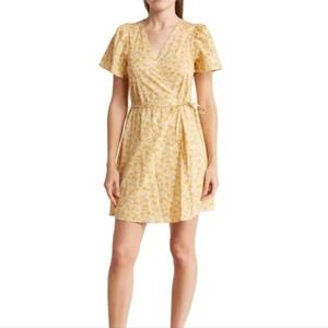 Madewell Fiore Floral Short Sleeve Wrap Dress in Yellow